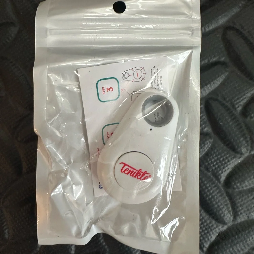 Tenikle PRO- flexible suction mount w/ wireless bluetooth clicker